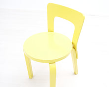 Lataa kuva Galleria-katseluun, Artek 65 tuoli keltainen
