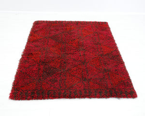 Punainen villamatto 135x195 cm