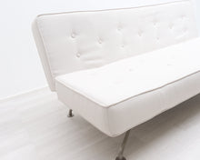 Lataa kuva Galleria-katseluun, Boconcept 3-istuttava vuodesohva valkoinen
