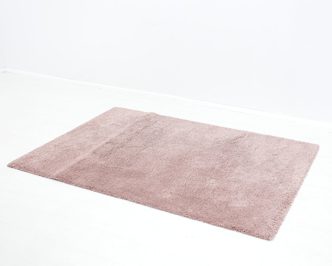 Ikea vaaleanpunainen matto 135x200 cm