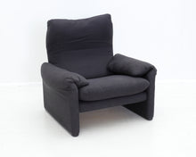 Lataa kuva Galleria-katseluun, Maralunga Lounge chair by Vico Magistretti
