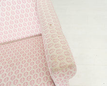 Lataa kuva Galleria-katseluun, 70-luvun nojatuoli vaaleanpunainen
