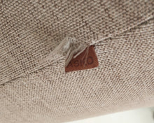 Load image into Gallery viewer, Asko Richard nojatuoli beige
