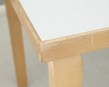 Lataa kuva Galleria-katseluun, Artek 81B ruokapöytä
