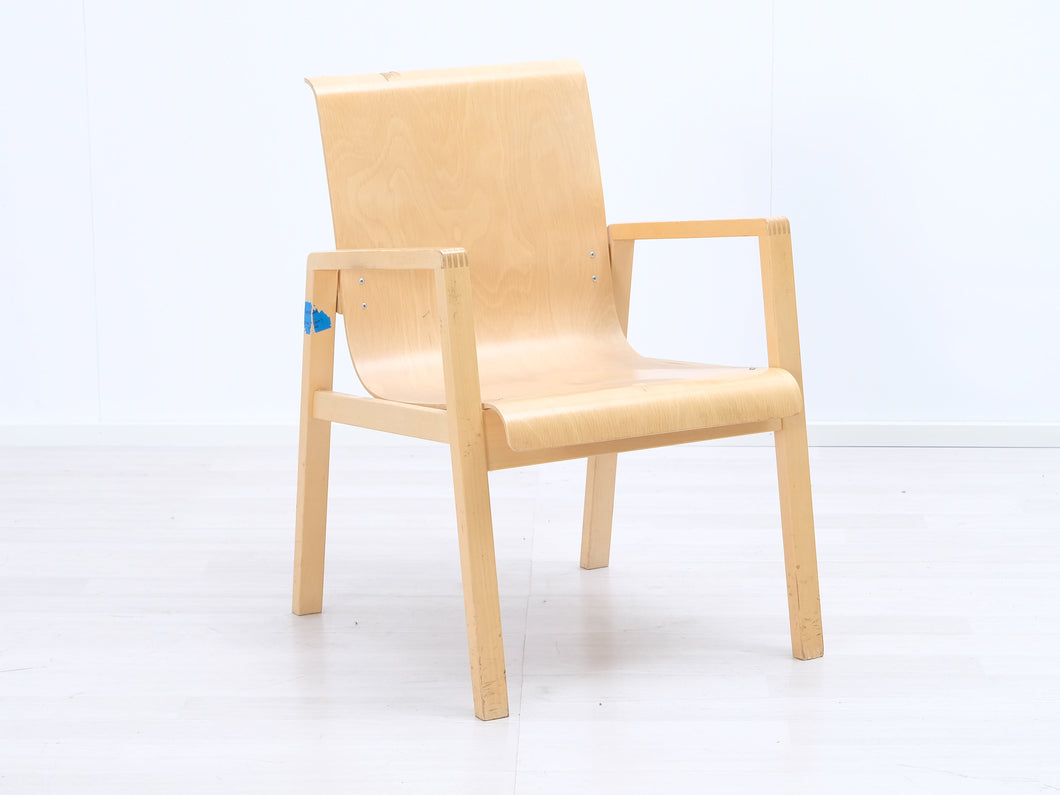 Artek 403 hallituoli I koivu