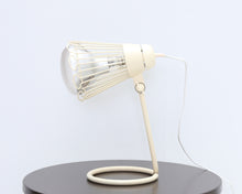 Lataa kuva Galleria-katseluun, Alppilamppu
