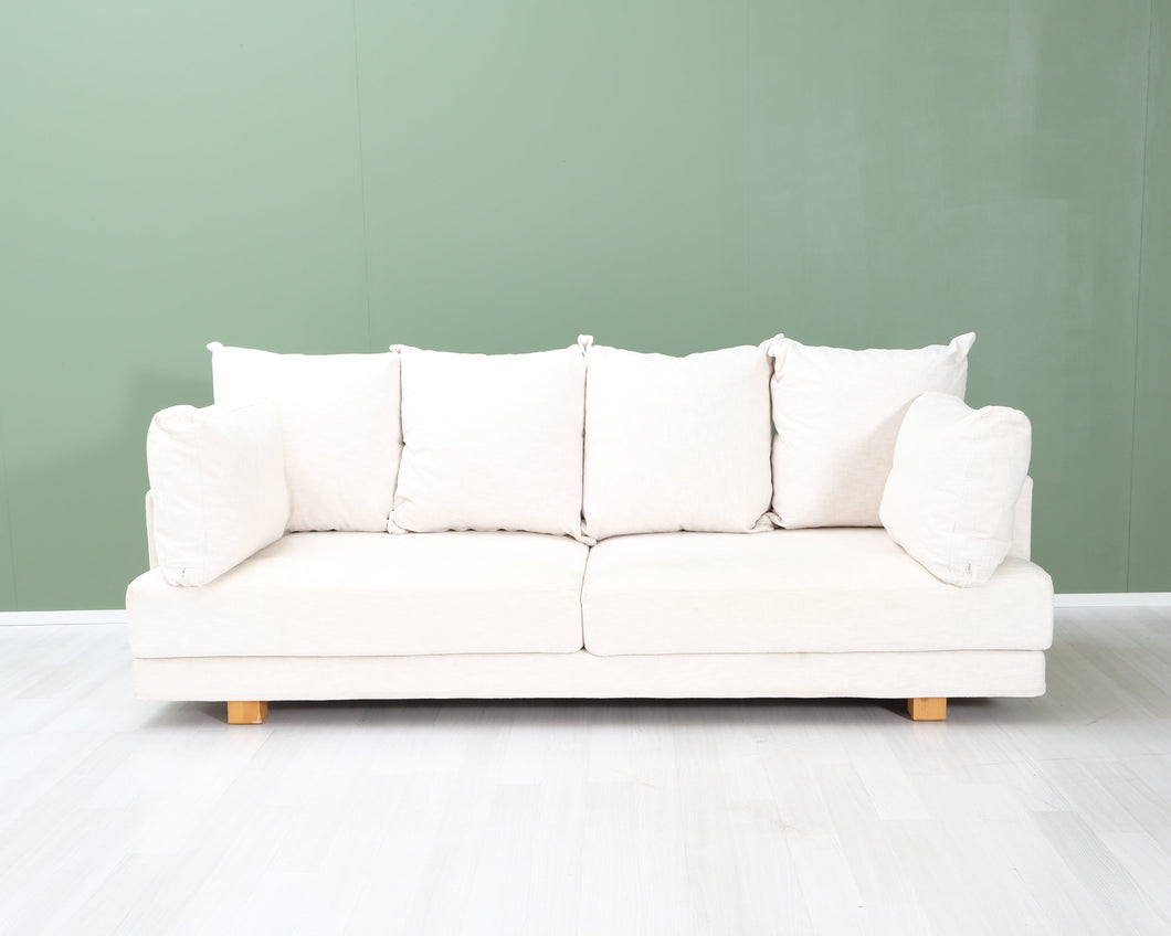 3-istuttava kangassohva valkoinen
