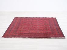 Lataa kuva Galleria-katseluun, Afganistanilainen villamatto 228 x 174 cm punainen

