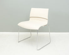 Load image into Gallery viewer, B&amp;B Italia Otto verhoiltu vaalea
