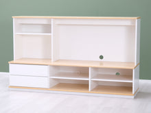 Lataa kuva Galleria-katseluun, Ahti Taskinen mediatasokokonaisuus
