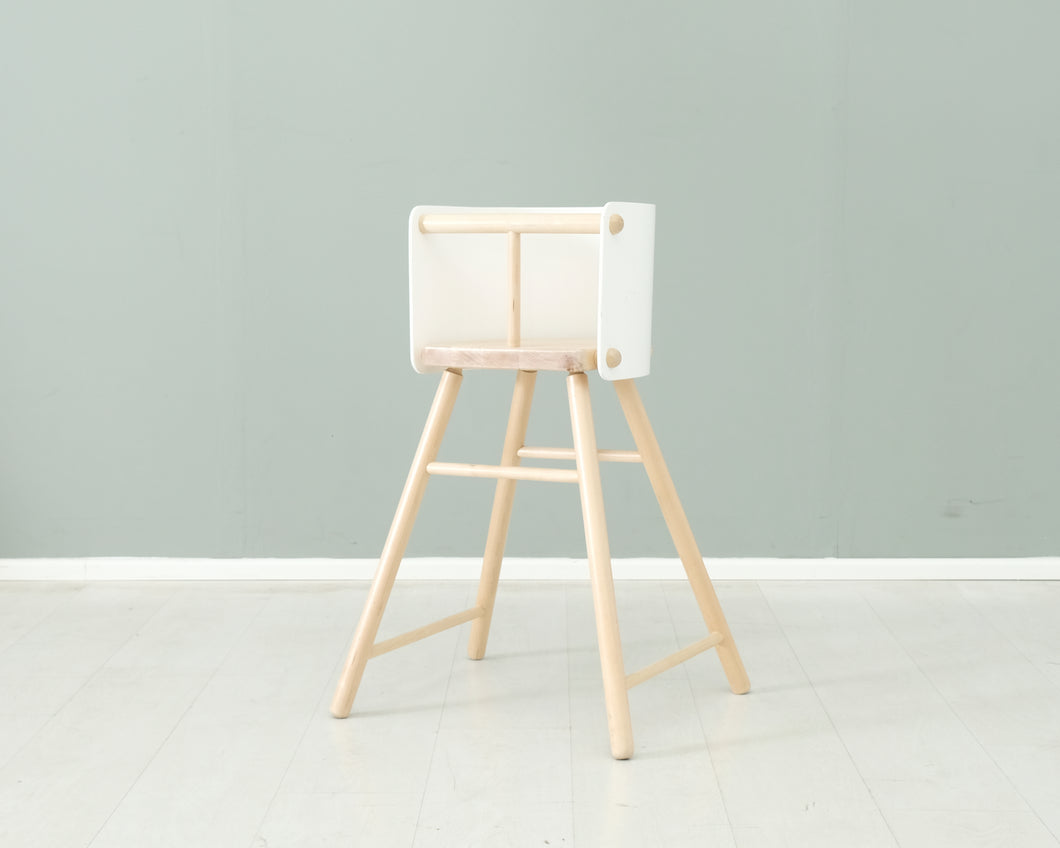 Artek 616 syöttötuoli valkoinen