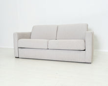 Load image into Gallery viewer, Asko 2,5-istuttava vuodesohva vaaleanharmaa
