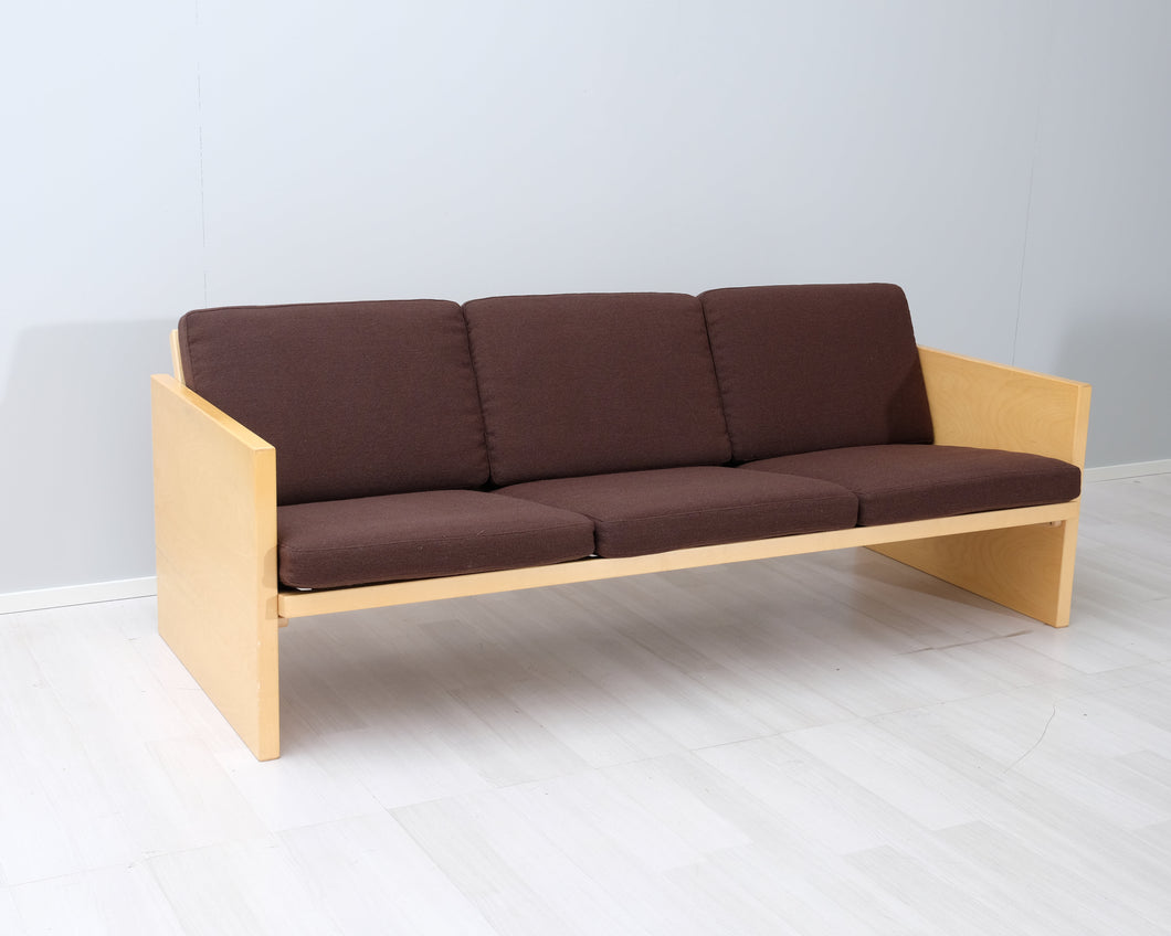 Artek 547A sohva ruskea