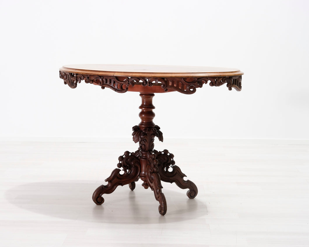 Antiikkinen pyötä ruskea