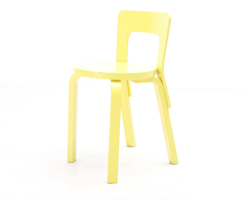 Artek 65 tuoli keltainen