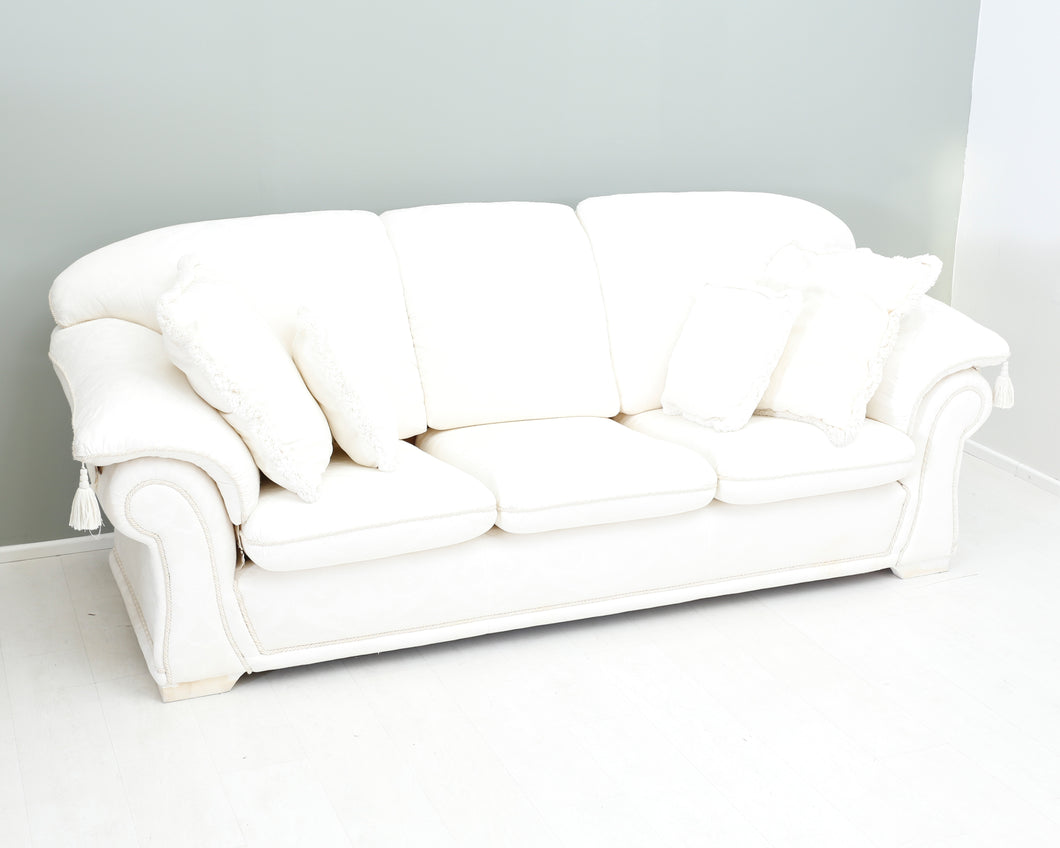 3-istuttava kangassohva valkoinen kuviollinen