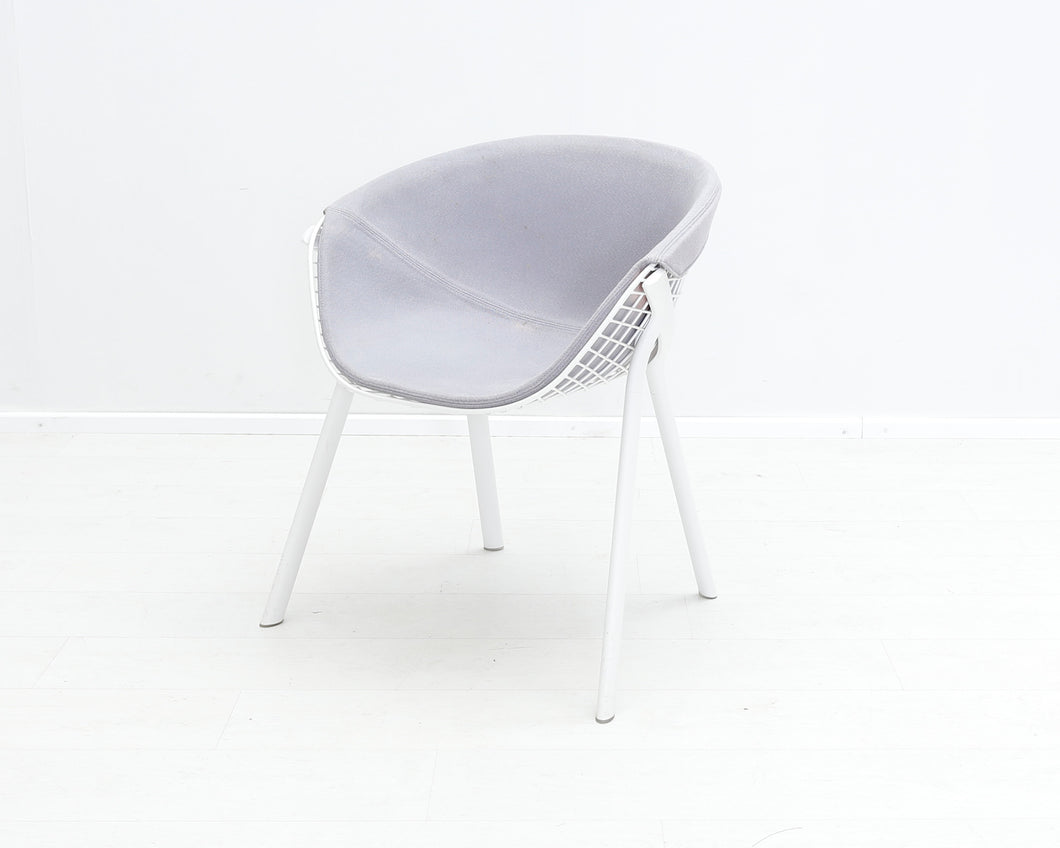 Alias Kobi Chair istuintyynyllä