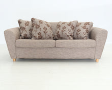 Load image into Gallery viewer, Asko 3-istuttava vuodesohva ruskea kukallinen
