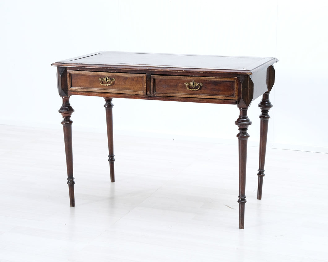 Antiikkinen kirjoituspöytä